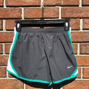 Girl’s Youth Nike Running Shorts